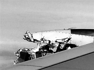 法航一架a380客机引擎在飞越大西洋过程中解体 幸未造成伤亡