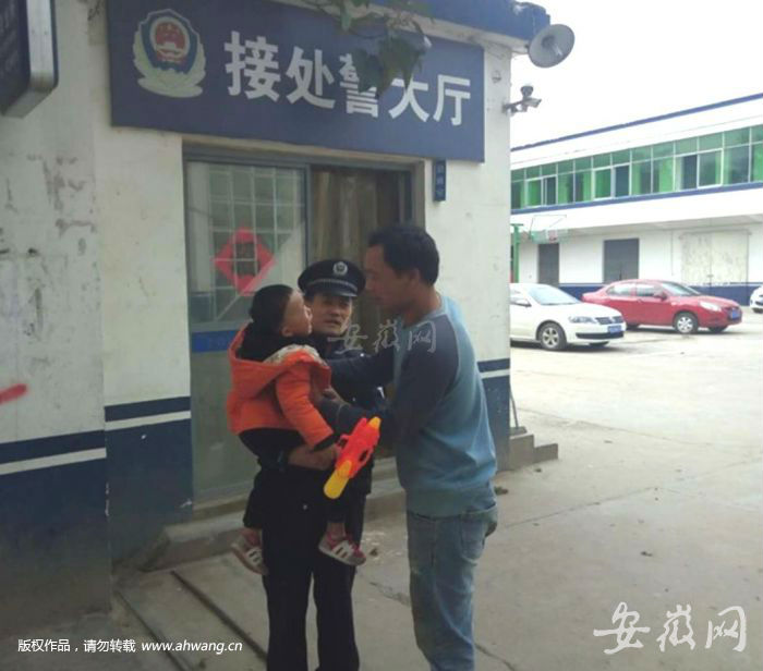三歲娃迷路街頭2