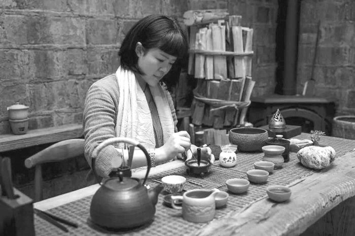 “晴園”女主人舒晴。