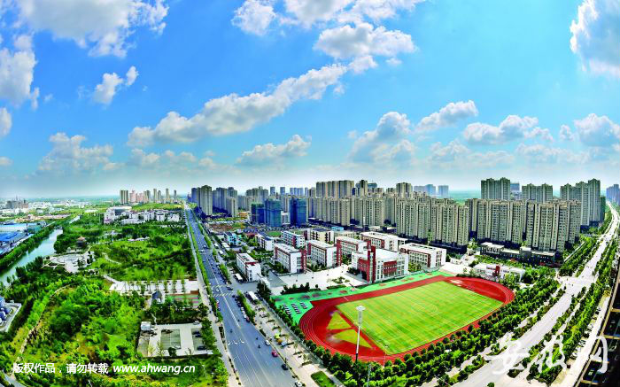 滁州城南新區龍蟠河公園。