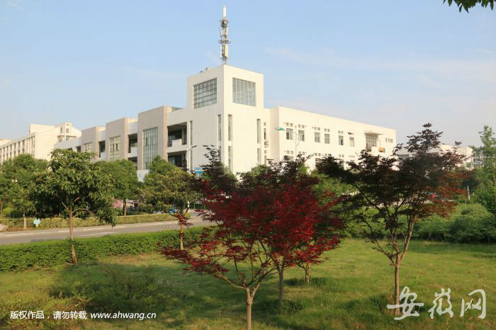 学生餐厅