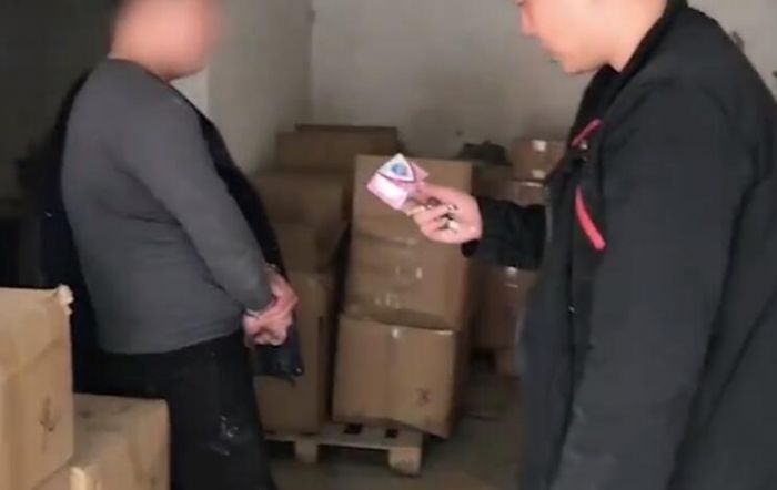大量假海飛絲等日化品現(xiàn)合肥 售價只有正品1∕3