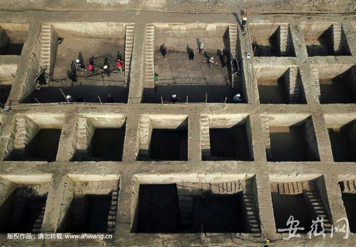 2018年11月28日，航拍引江濟淮工程,廬江三板橋遺址考古發掘現場