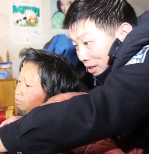 寧國軟骨病女孩去世前簽遺體器官捐獻書 想回饋社會