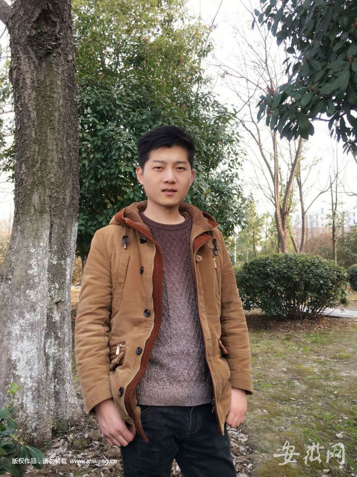 李龙