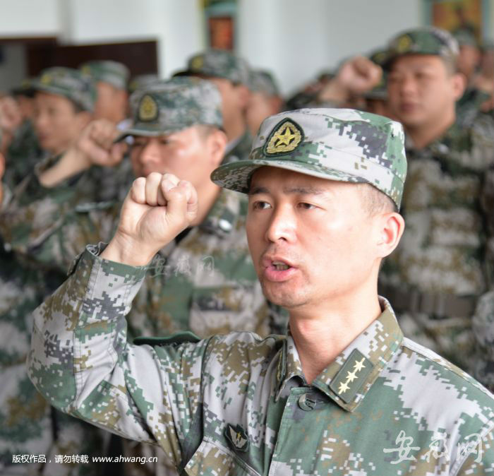 7：帶領新兵入隊宣誓