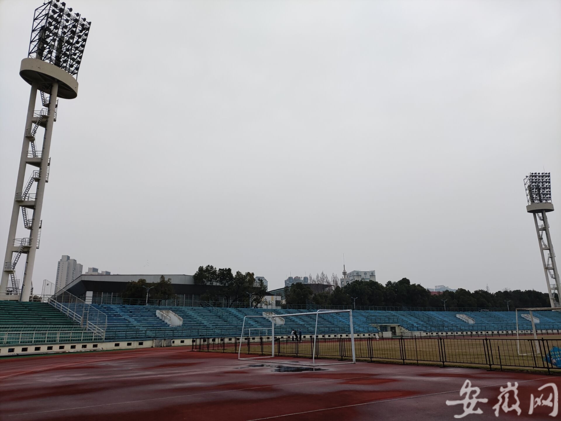 有网友称安徽省人民体育场将要拆除多部门表示未听说