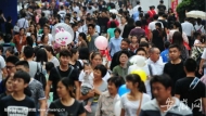 闫红说| “偷听”都市人生