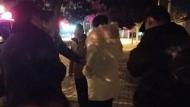 淮北一女子被催债压力大欲轻生 民警劝止