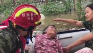 宿州消防官兵成功救出17名被困老人（视频）