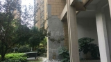 合肥御龙湾小区居民楼外墙常脱皮？物业称系维修残渣