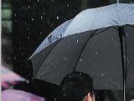 合肥迎來降雪 城管部門組織人員堅(jiān)守一線處置雪情
