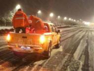 雪降廬州 合肥城管系統(tǒng)出動(dòng)1.3萬(wàn)名職工除冰雪