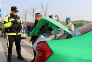 車輛后備箱不關？蕪湖交警專項整治！