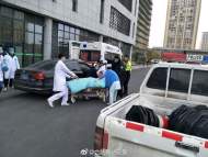 孕婦臨產(chǎn)遇早高峰  合肥交警極速救援 