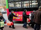 舒城：男子醉酒乘坐公交 丟下女兒獨自回家