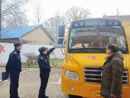 滁州大柳鎮(zhèn)：民警開展新學期校園安全大檢查 