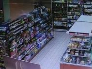 萧县一女子10天多次入便利店盗窃 被判拘役四个月