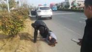 女子突發(fā)疾病暈倒路邊 天長民警及時救助獲贊