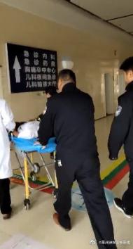 馬拉松選手突發休克  亳州民警火速救援