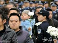 合肥警方舉行王瑋龍烈士銅像揭幕儀式 緬懷英烈