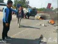 货车行驶中车厢内冒浓烟  濉溪交警救火半小时
