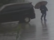旌德：駕駛員倒車疏于觀察 不慎撞倒老人