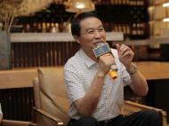 周大新做客茅奖沙龙：自已写作初衷并不是很高尚