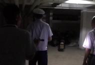 合肥消防夜查小區電動車 違規小區被約談整改