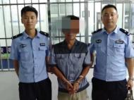 包子铺老板非法占道殴打城管 被刑事拘留