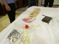 青陽一吸毒男子“搭訕”特警當場被抓