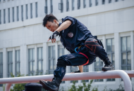 2019安徽省公安特警大比武“開戰(zhàn)” 極限體能點(diǎn)燃全場(chǎng)
