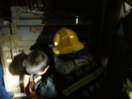 合肥一小區電梯突發故障12人被困 消防緊急救援