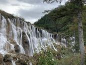 彭旵生：雨中登披雪瀑