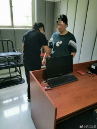 警察中秋節(jié)放假？逃犯回家過(guò)節(jié)被抓獲