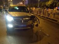 合肥：女子小區門口過馬路時被撞身亡 肇事司機涉嫌酒駕