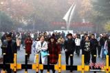 國(guó)考報(bào)名近80萬(wàn)人過(guò)審 400余職位“無(wú)人問(wèn)津”