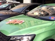 誰把10萬元現金丟出租車上了？快來合肥高新區派出所認領