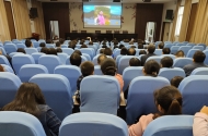 合肥科学岛实验中学组织全体教职员工观看《榜样4》专题教育节目