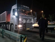 幫超載大貨車逃避處罰 銅陵8人暗中盯梢警察被行拘