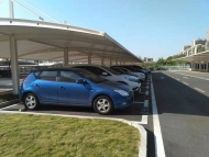  淮南城管規范車輛停放和泔水垃圾管理