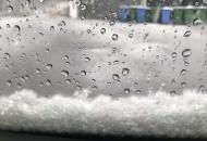 18日下午，安徽多地開始飄雪