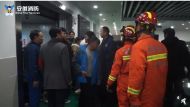 六安一學校電梯突發故障 60多名被困學生被安全救出