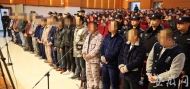 團(tuán)伙盜采長(zhǎng)江流域江砂  20人同堂受審