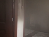 黃山一居民用電火桶烤衣服 引發火災