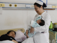 亳州一高危產婦轉院遇大霧封路  各方接力護送轉危為安