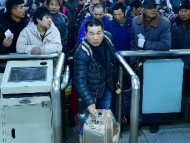 小年鐵路迎來(lái)返鄉(xiāng)小高峰