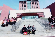 努力就会有肉吃   阜阳十中给2200 名优秀学生发放上万斤肉