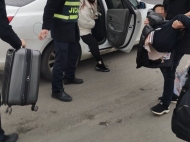 春運返鄉途中一孩童被燙傷 安徽高速收費站工作人員熱心救助