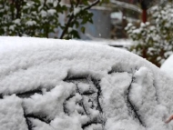 安徽17個站點出現(xiàn)積雪 六安積雪最深達(dá)13厘米